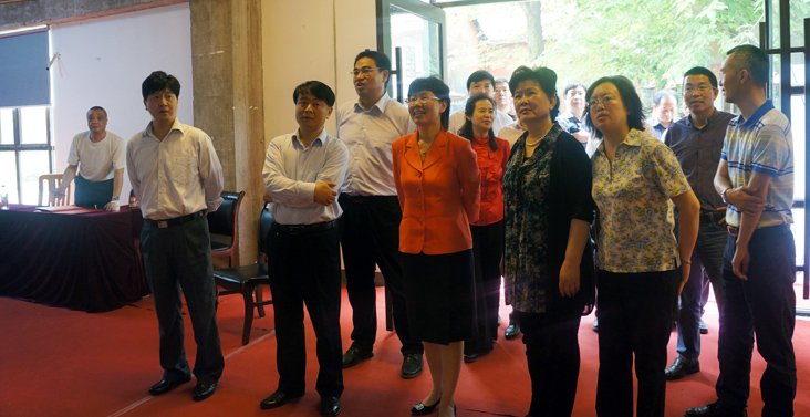武汉市市委常委、宣传部长李述永调研汉阳造