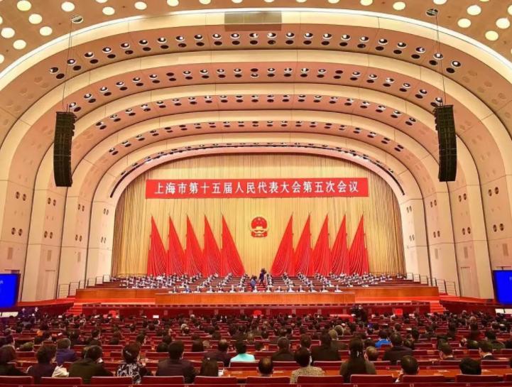 上海市十五届人大五次会议隆重举行，市人大代表、致盛集团董事长张润斌参会