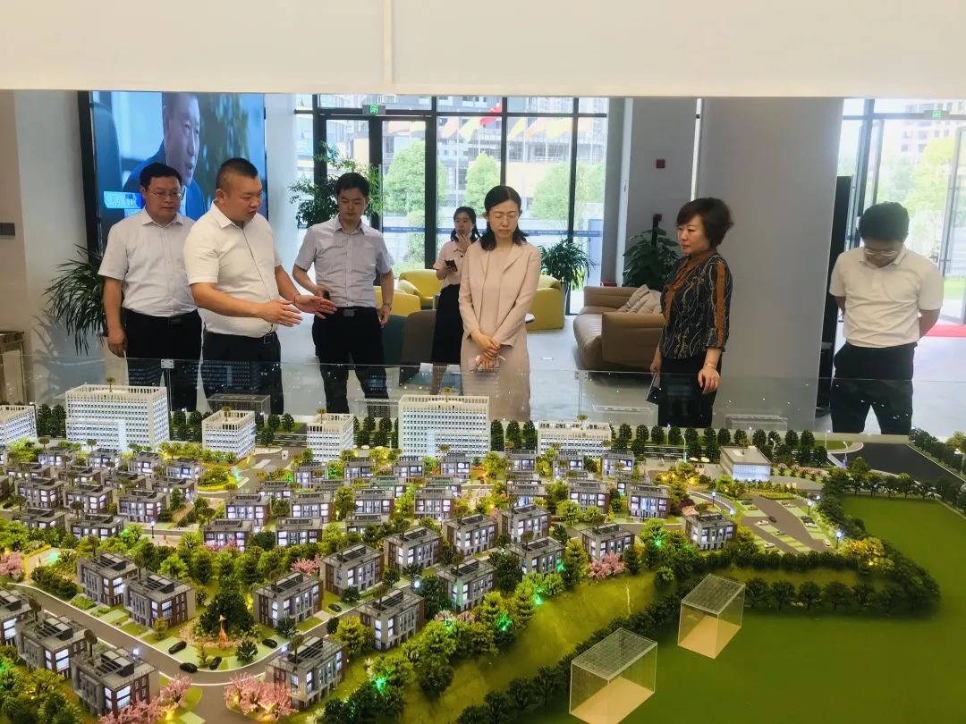 宜昌市副市长张金安一行莅临三峡企业总部调研