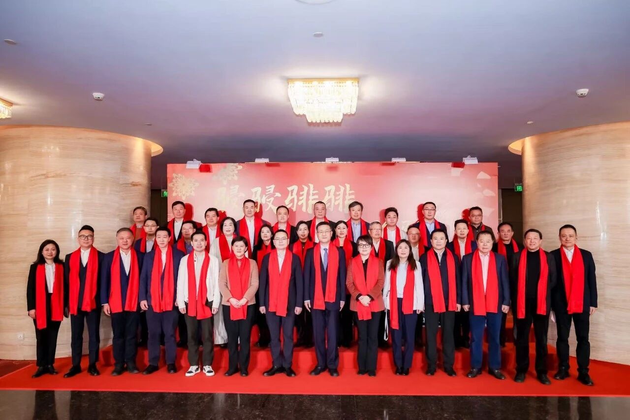 上海致盛集团董事长张润斌荣获“2025年度履职模范”